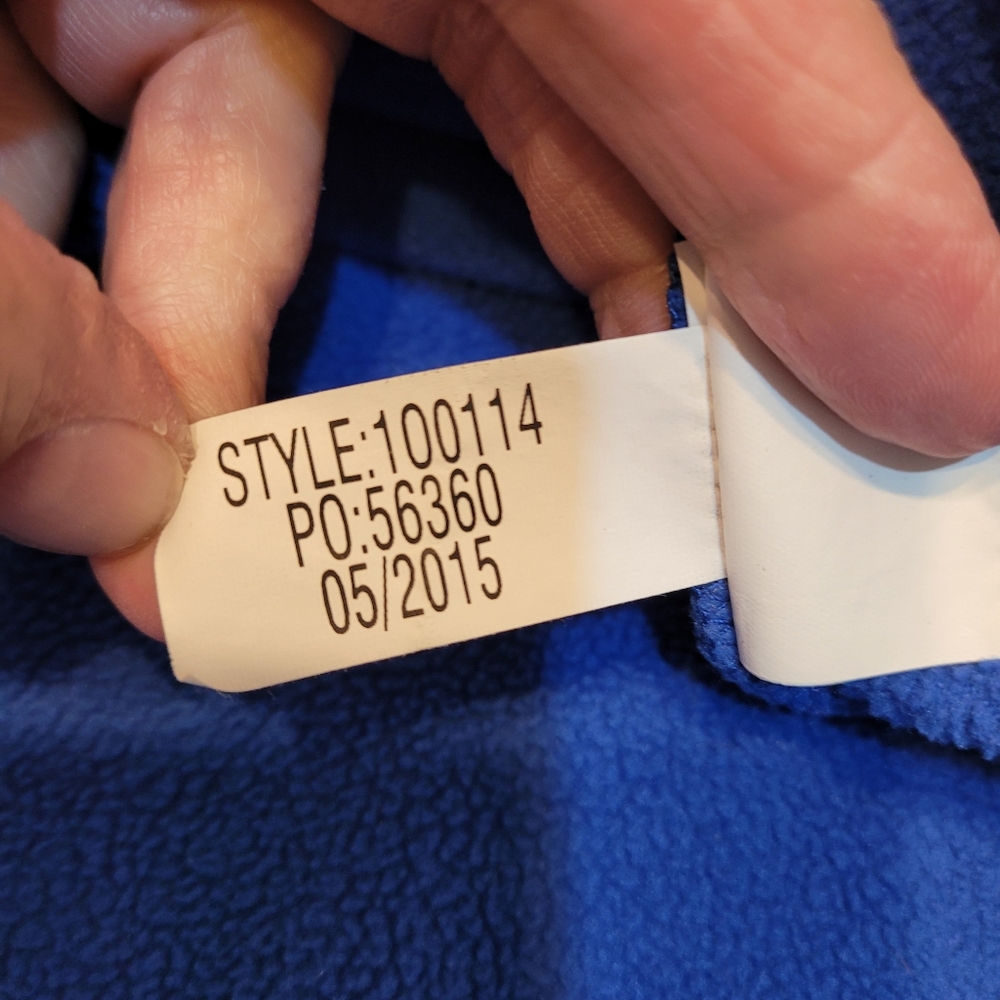 Vineyard Vines Blue‎ 1/4 Zip Fleece Top, Size M - Picture 5 of 8